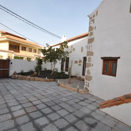 Casaruralarona